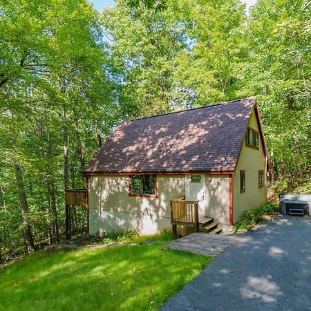 Modern Chalet Cabin W Hot Tub, Deck&Grill, & Wifi! Inwood Eksteriør billede