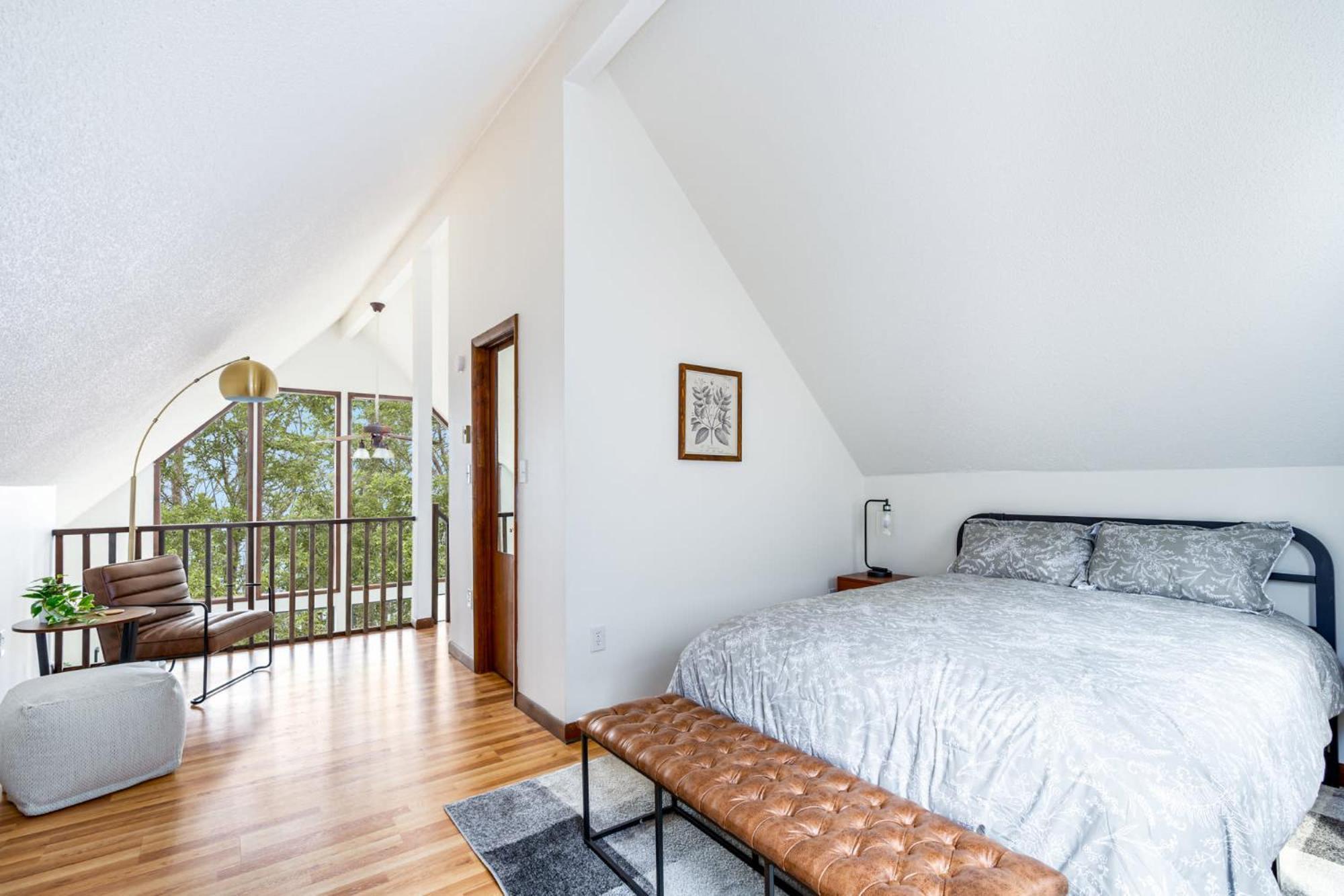 Modern Chalet Cabin W Hot Tub, Deck&Grill, & Wifi! Inwood Eksteriør billede